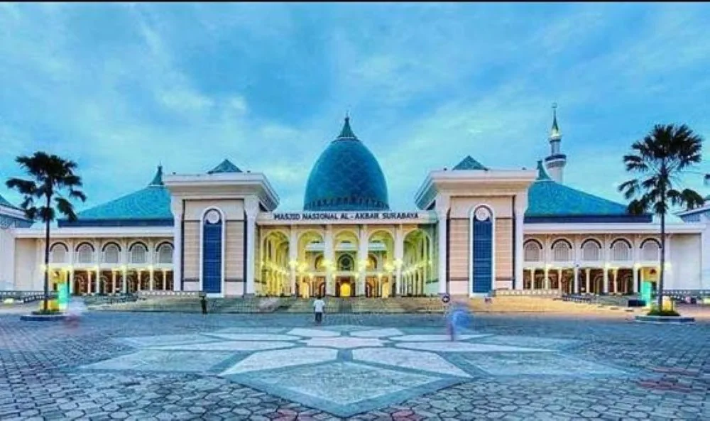 Masjid Al-Akbar Surabaya 