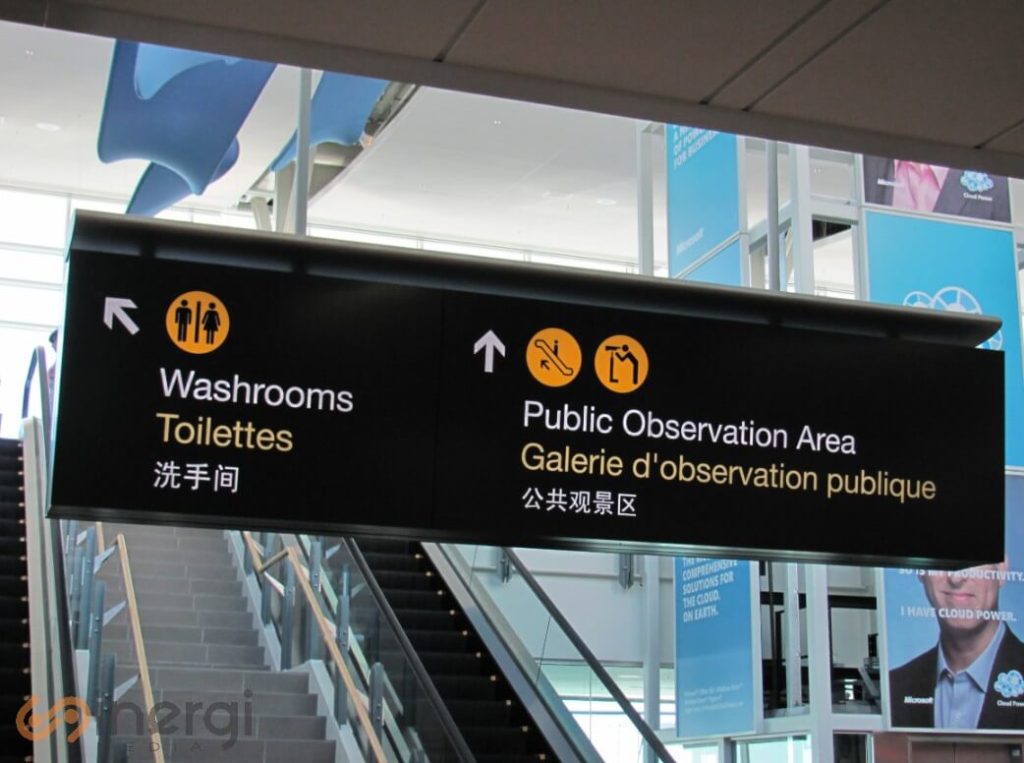 signage di bandara